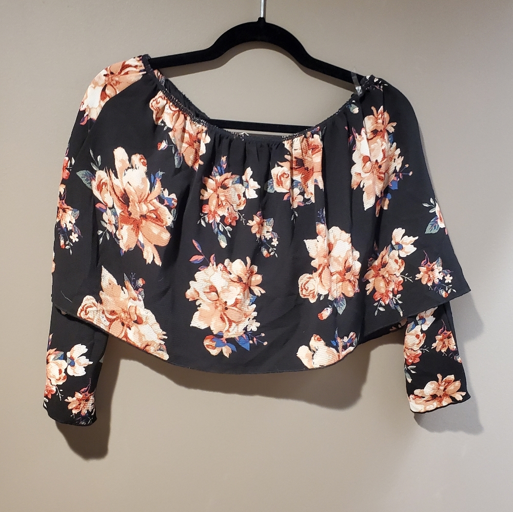 Love culture Crop